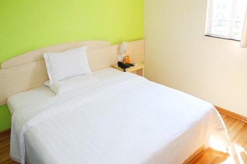 7 Days Inn Lanzhou Nanguan Shizi Branch