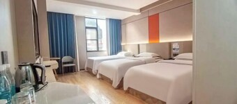 Pai Hotel Hezhou Lingfeng Plaza