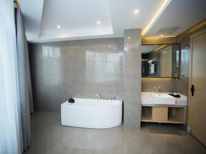 Bathroom - VX Heze Dingtao District Taoyi Road Hotel (Heze)