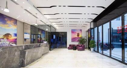 Lavande Hotels