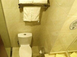 Bathroom - Greentree Inn Heibei Tangshan Nanhujindi Business (Tangshan)