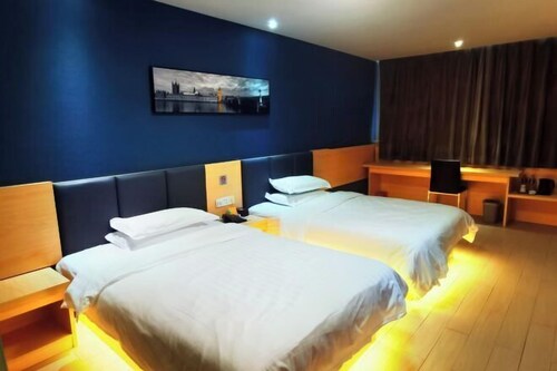 Baiyi Hotel (Ji'an Municipal Government Branch)