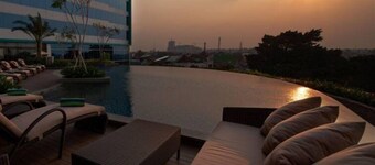 Avenzel Hotel and Convention Cibubur