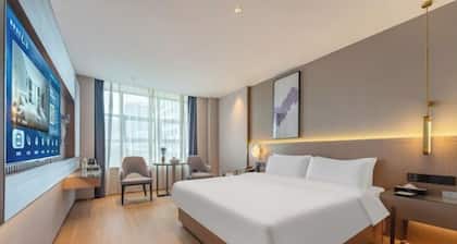 LAVANDE HOTELS (Chaozhou Ancient City People's Square Store)