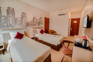 Schallisolierte Zimmer, Bügeleisen/Bügelbrett