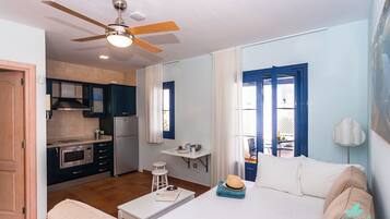 Bügeleisen/Bügelbrett, WLAN, Bettwäsche