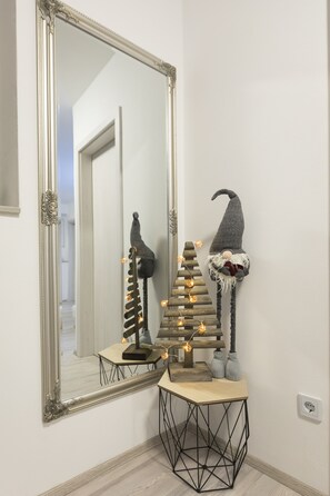 Apartment (Two Bedroom Apartment) | Bathroom | Shower, rainfall showerhead, towels