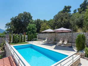 Piscina stagionale all'aperto