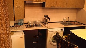 Luxury Studio | Private kitchen - Versace Downtown Yerevan (Yerevan)