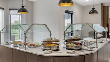 Tägliches inbegriffenes Frühstücksbuffet