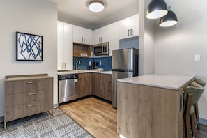 Suite, 1 kamar tidur, dapur | Fasilitas kamar