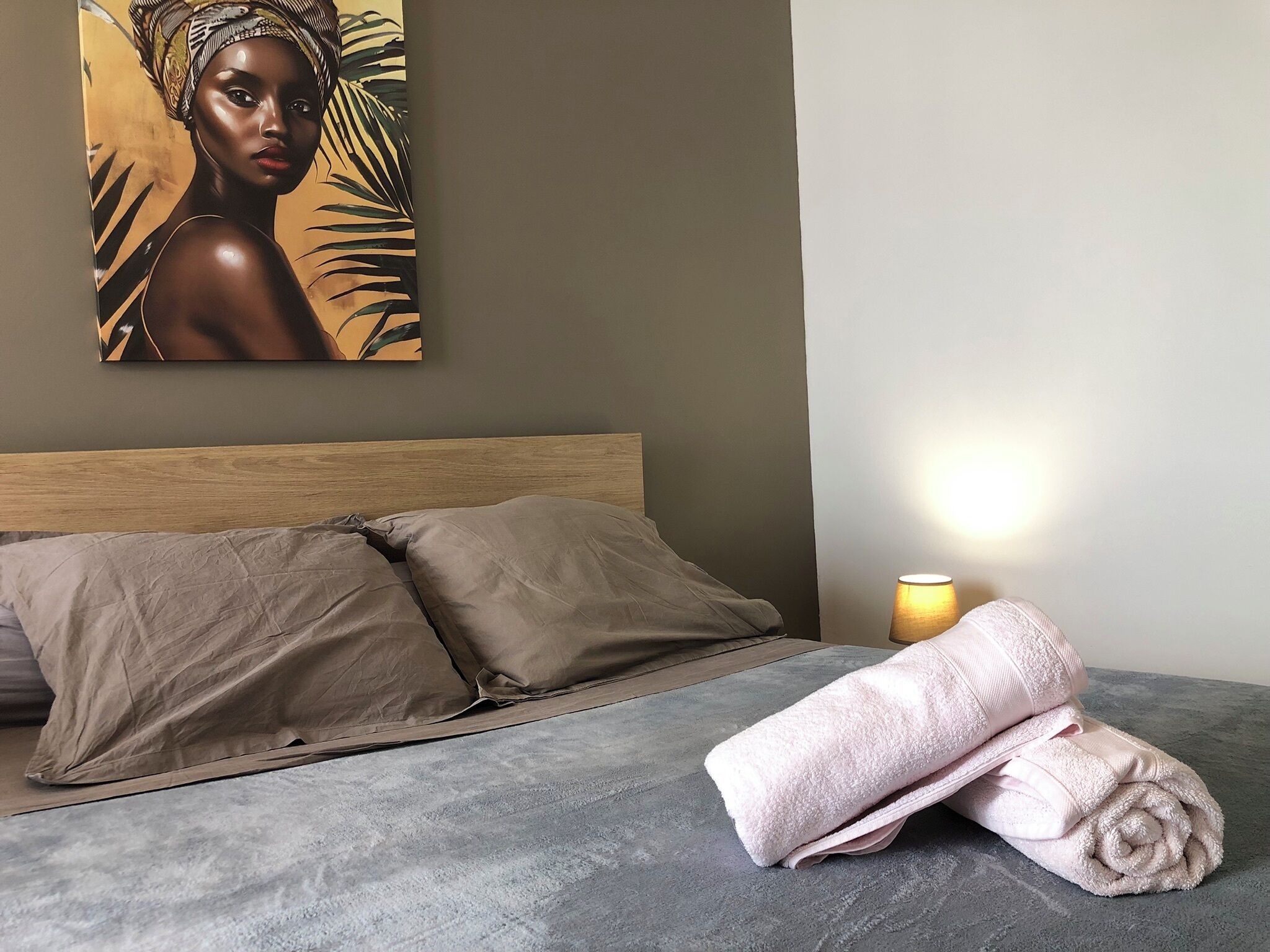 3 多间卧室、熨斗/熨衣板、WiFi、床单