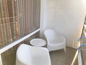 Triple Room, Balcony