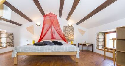 Apartment Justina-Labin-quiet place
