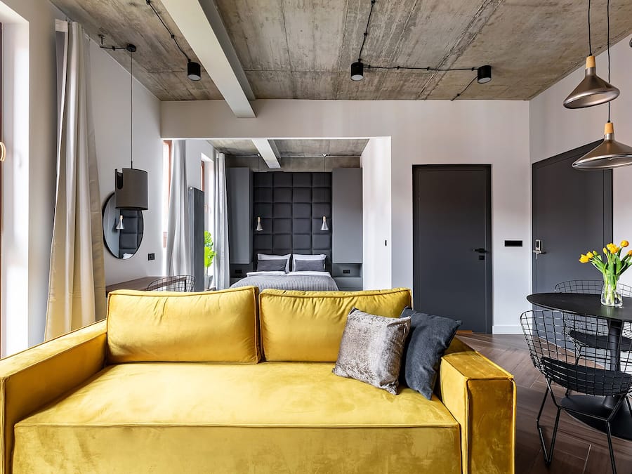 Superior Studio Suite (7) | Living area | Flat-screen TV