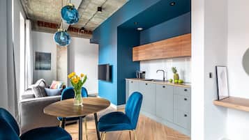 Superior Studio Suite (5) | Private kitchenette | Fridge, dishwasher, cookware/dishes/utensils