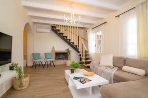 TV, fireplace, table tennis