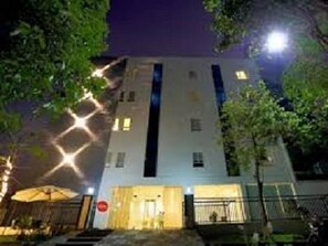 숙박 시설 정면