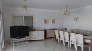 Villa Luxe | Restauration dans la chambre