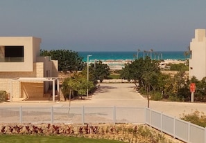 Luxury Villa | Terrace/patio - Villa Stand Alone Sea View Hacienda Bay (El Alamein)