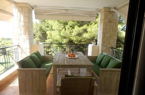 Outdoor dining - Comfortable holiday home with large balcony (Possidi)