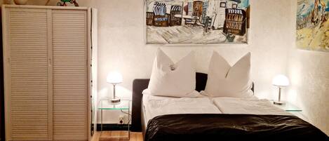 1 habitación y ropa de cama