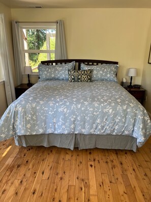 4 Schlafzimmer, Bügeleisen/Bügelbrett, Reisekinderbett, kostenloses WLAN