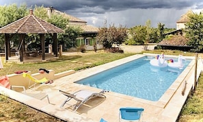 Piscine extérieure