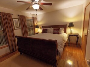 2 dormitorios, escritorio, tabla de planchar con plancha y wifi gratis