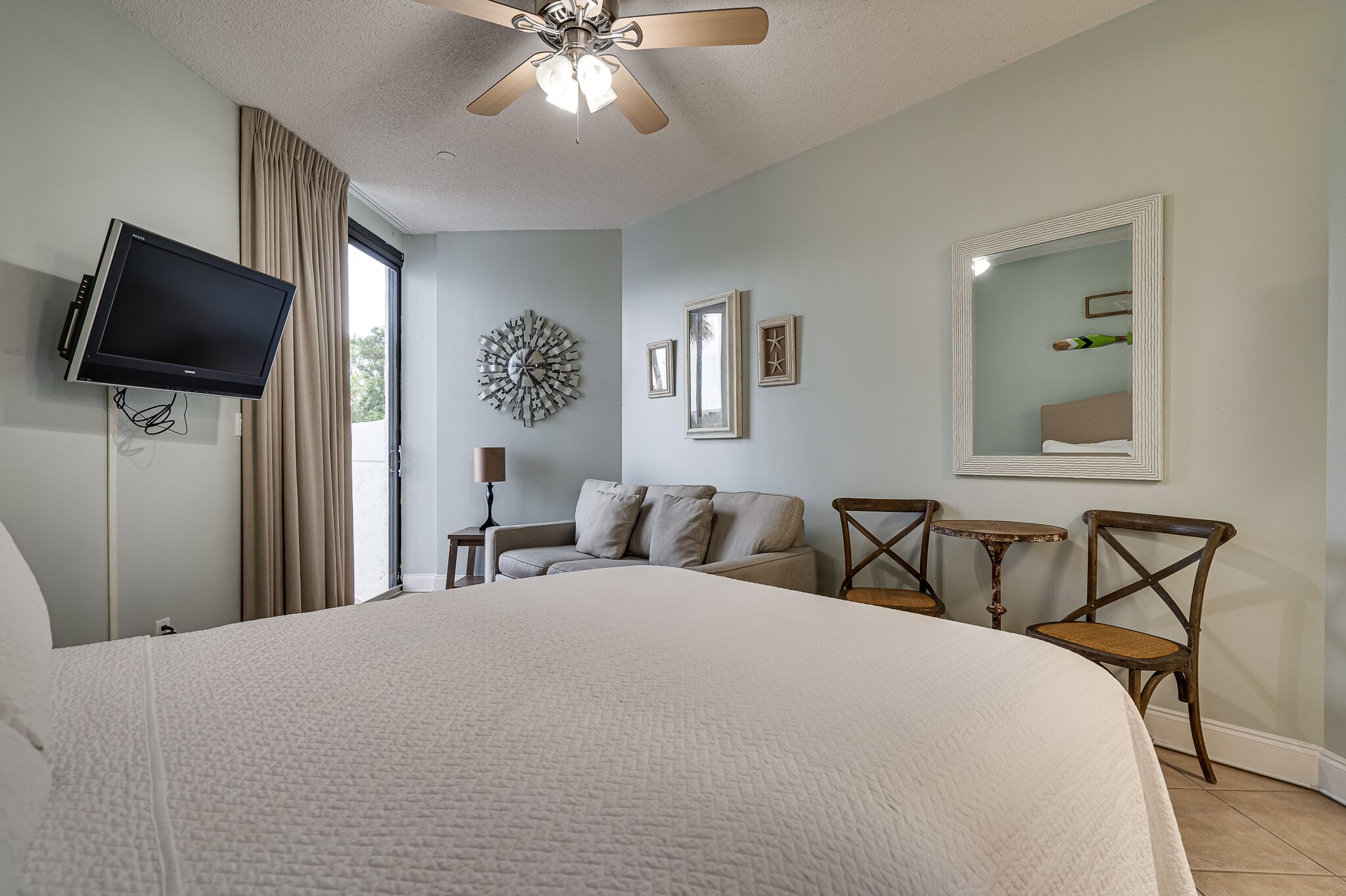 Strykejern/-brett, wi-fi og sengetøy