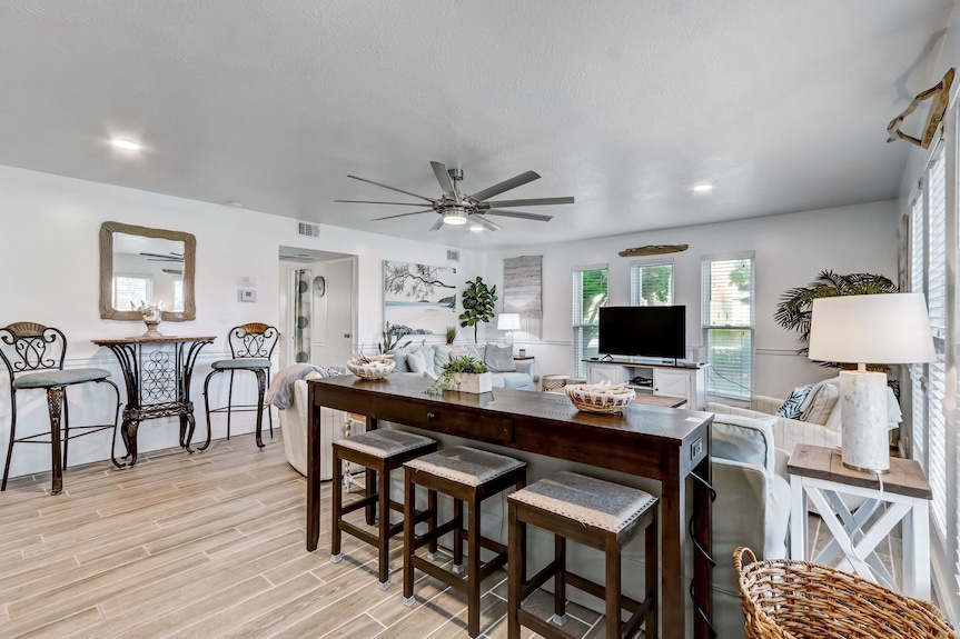 Completely Renovated | Fernandina Shores Townhome | Short Walk To Beach - Fernandina Beach, FL