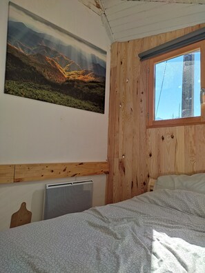 2 chambres, Wi-Fi gratuit, draps fournis