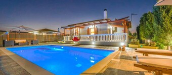 Pothos Private Villas