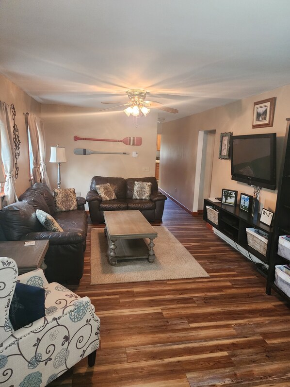 Smart TV, video games, DVD player, books