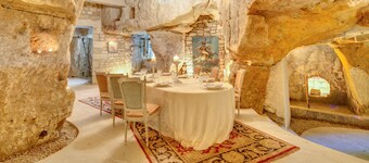 ChĂąteau de Candes - La tour du XVĂšme vue Loire - Piscine - Sauna - Spa