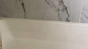 Bañera, toallas