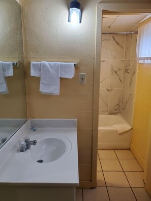Badewanne, Handtücher