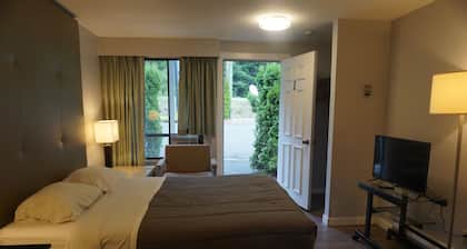 The Mighty Fraser Motel