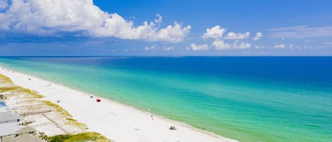 Beach nearby, sun-loungers, beach towels