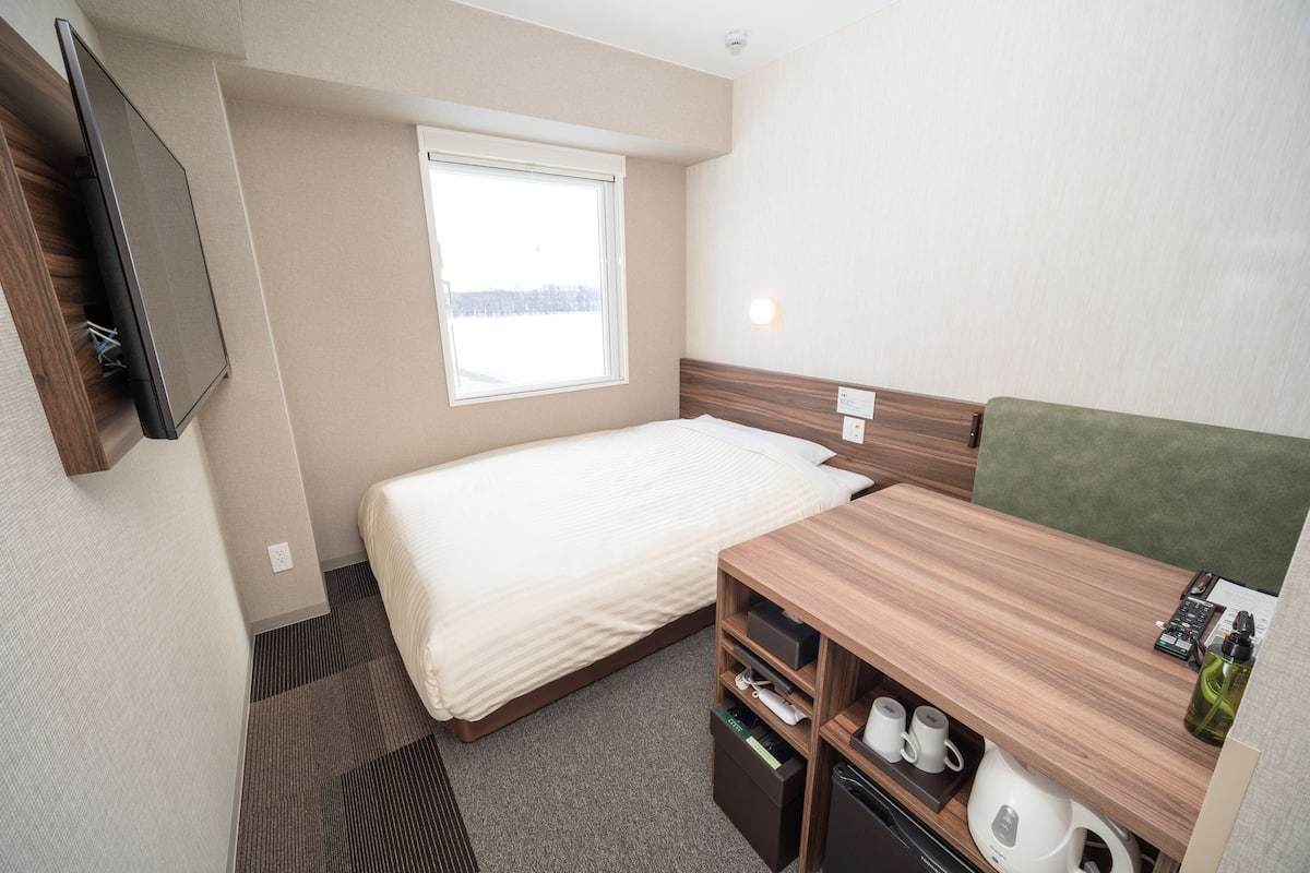 Economy Double Room | Desk, soundproofing, free WiFi