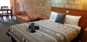 Executive-Doppelzimmer | Schreibtisch, Verdunkelungsvorhänge, kostenloses WLAN, Bettwäsche