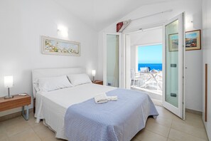 2 camere, ferro/asse da stiro, Wi-Fi gratuito, lenzuola