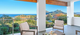 Unique Holiday Apartment "Villa Marconi 8" with Sea View & Spacious Sun Terrace