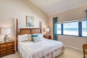 2 bedrooms, iron/ironing board, free WiFi, bed sheets - BEACHFRONT! Heated Pools, Balcony Sunrise, Pickleball, Fitness Center, Parking, $300 in Free Tickets (St. Augustine)