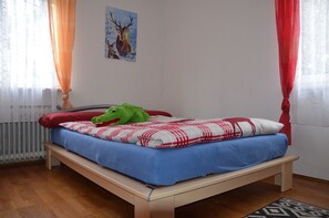 2 habitaciones, wifi gratis y ropa de cama 