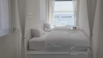 2 Persons Pent Room, Ocean View | WiFi (free), bed sheets