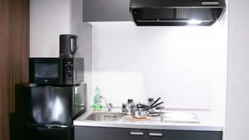 Fridge, microwave, stovetop, electric kettle
