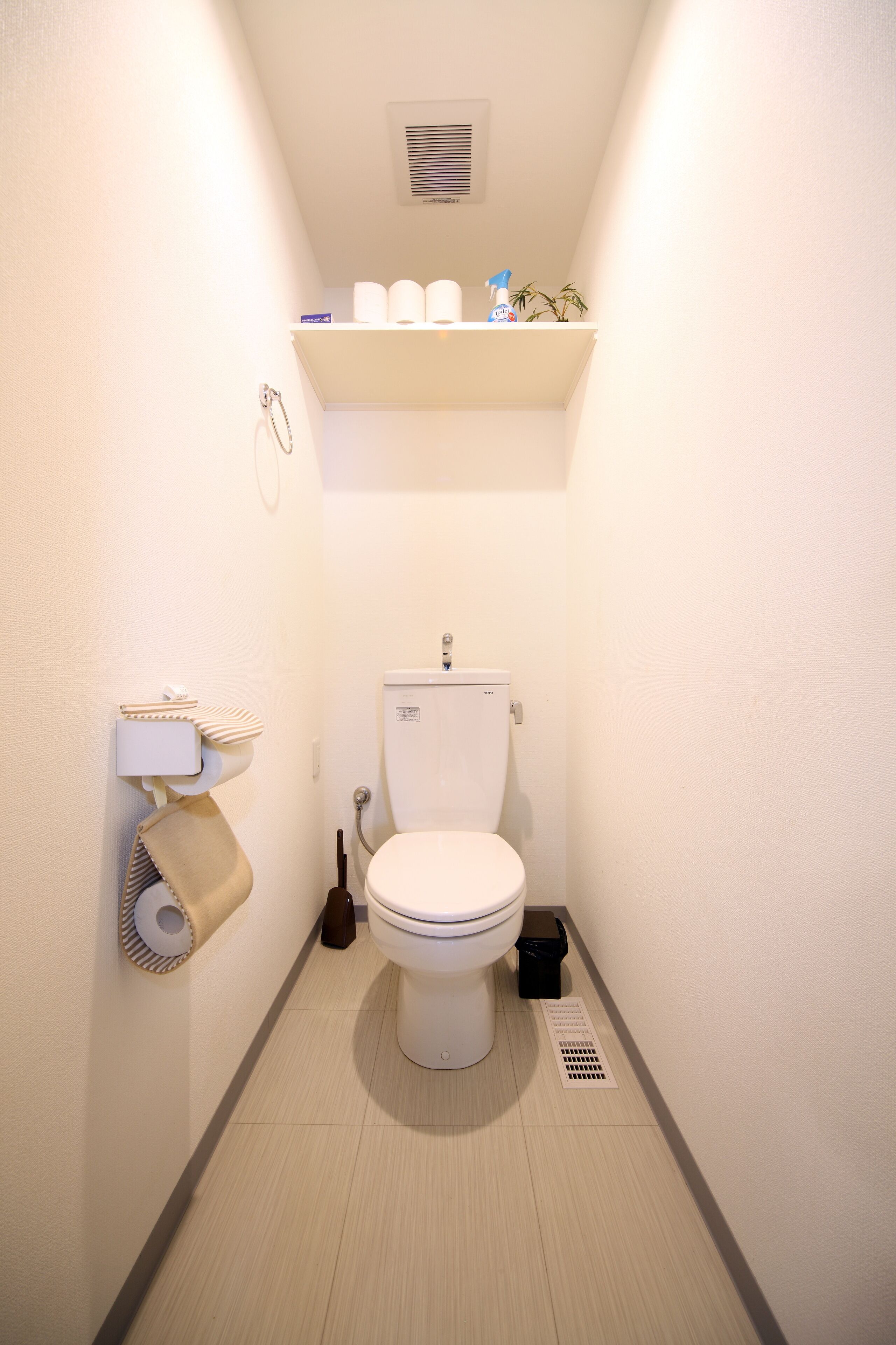 Apartment, 1 Bedroom | Bathroom | Combined shower/tub, deep soaking tub, hair dryer, towels