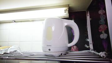 Quarto casal básico, 1 quarto | Café e/ou cafeteira