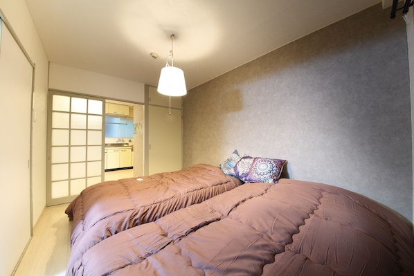Apartment, 2 Bedrooms | 2 bedrooms, bed sheets